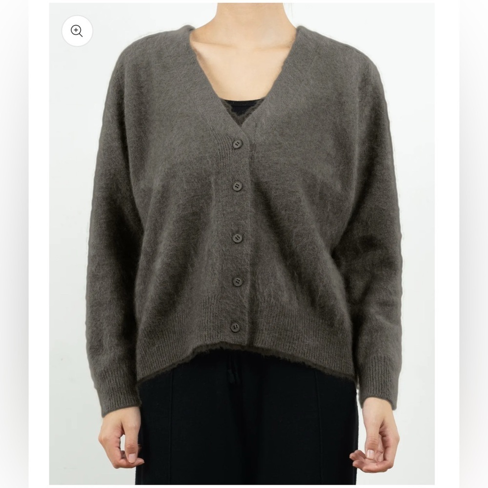 C.T. Plage Limited-Edition 100% Wool Knit Sweater – Grey – Size 36 - Picture 2 of 13